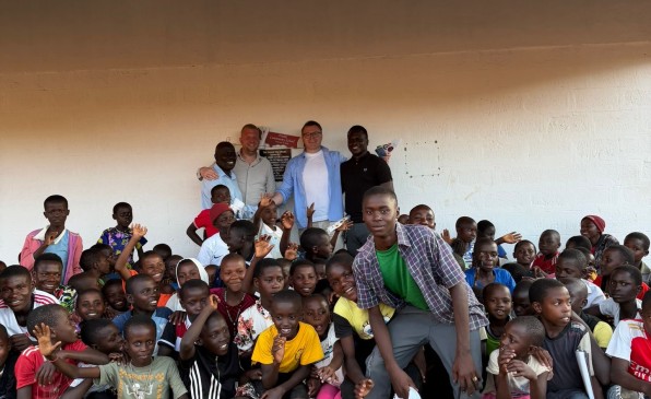 2026_Uganda_FrankCommunitySchool_Eröffnung2